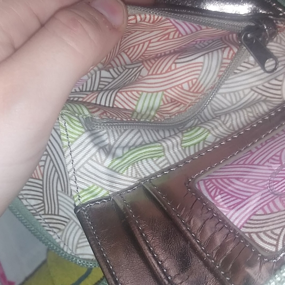 A colorful โค๐๐๐๐ 10 year old wallet - Picture 7 of 8